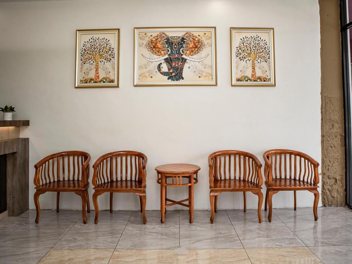 Oyo 90105 Towermas Hotel Sibu Kültér fotó